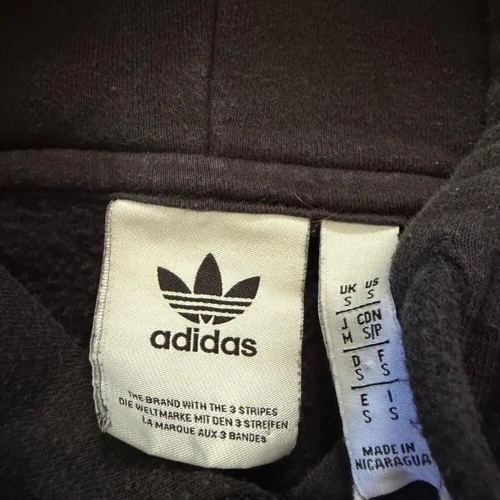 Adidas Spellout black hoodie skater style Graphic Size Small